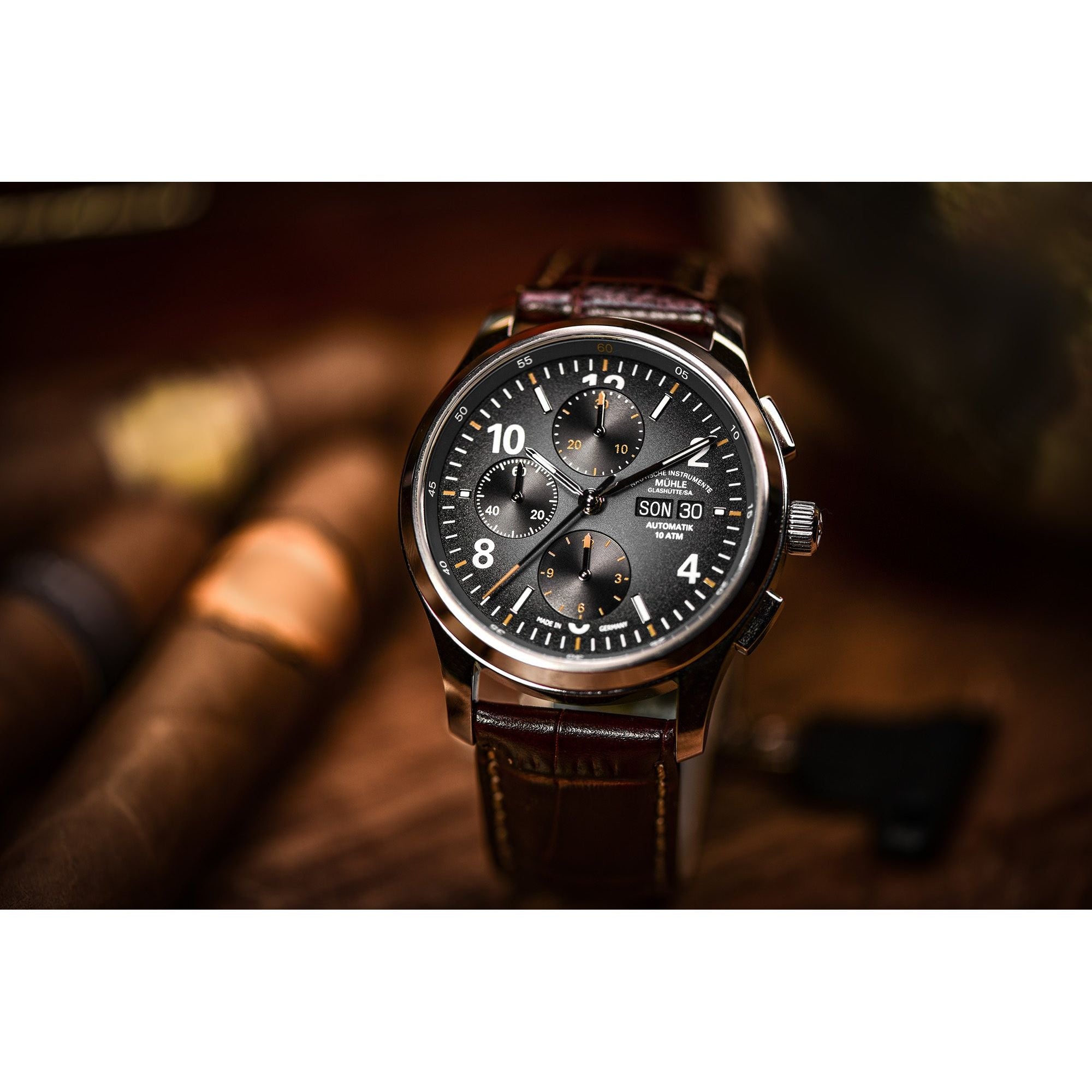 Lunova Chronograph M1-43-06-LB-I
