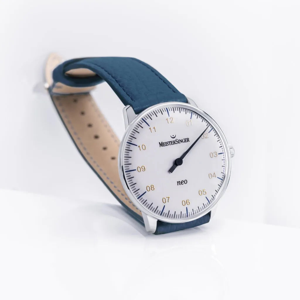MeisterSinger Neo - White (Sapphire Cristal)
