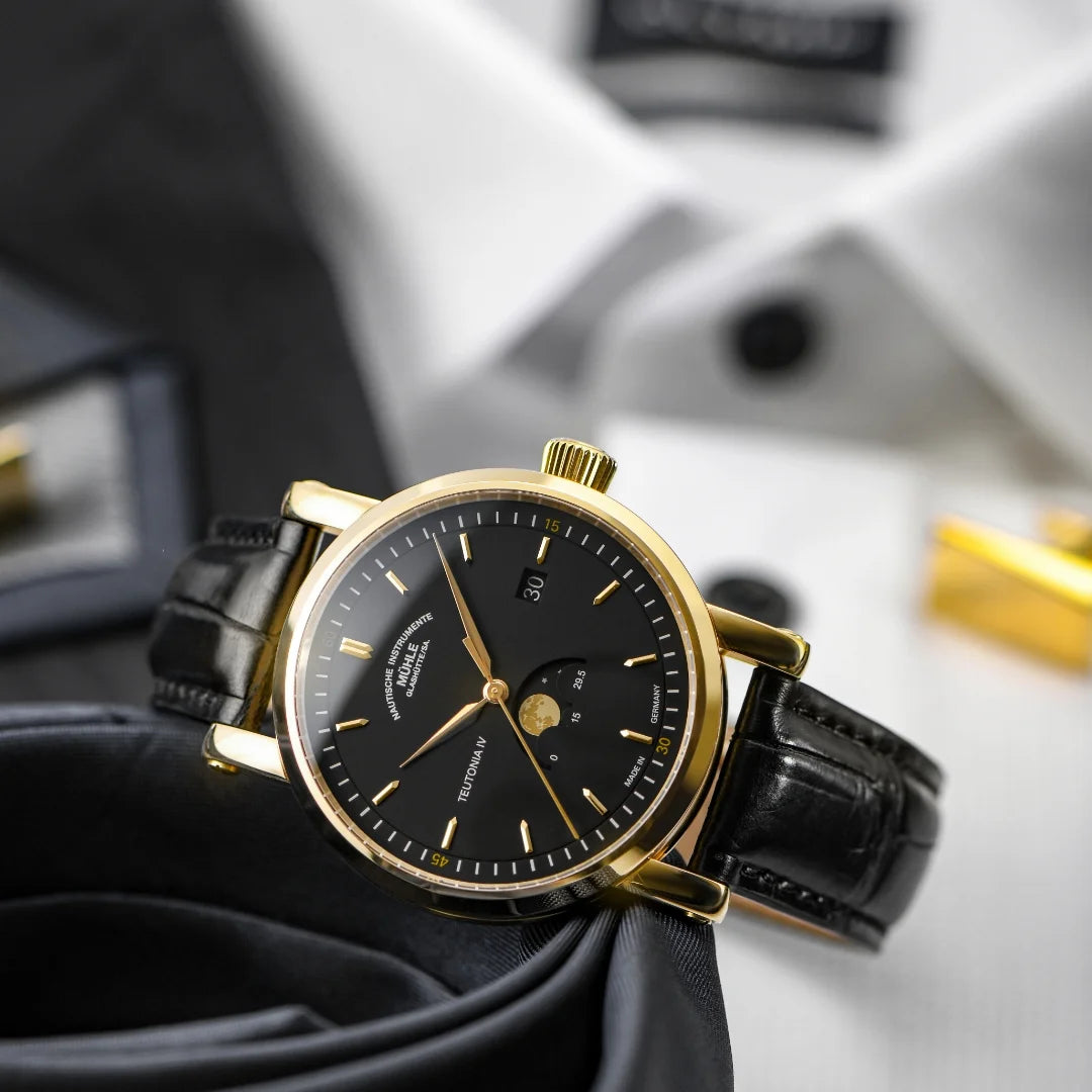 Teutonia IV Moonphase Gold M1-44-03-LB