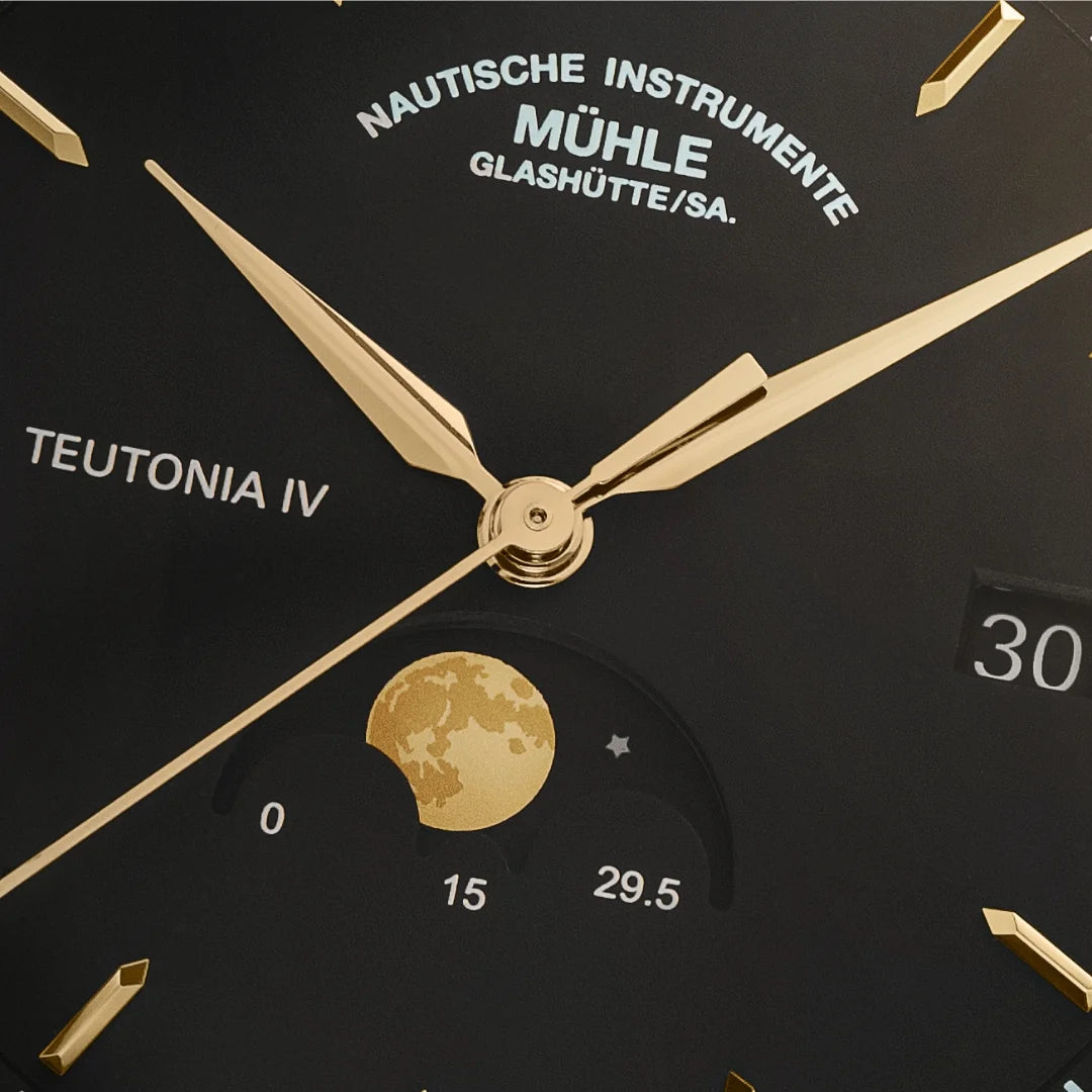 Teutonia IV Moonphase Gold M1-44-03-LB