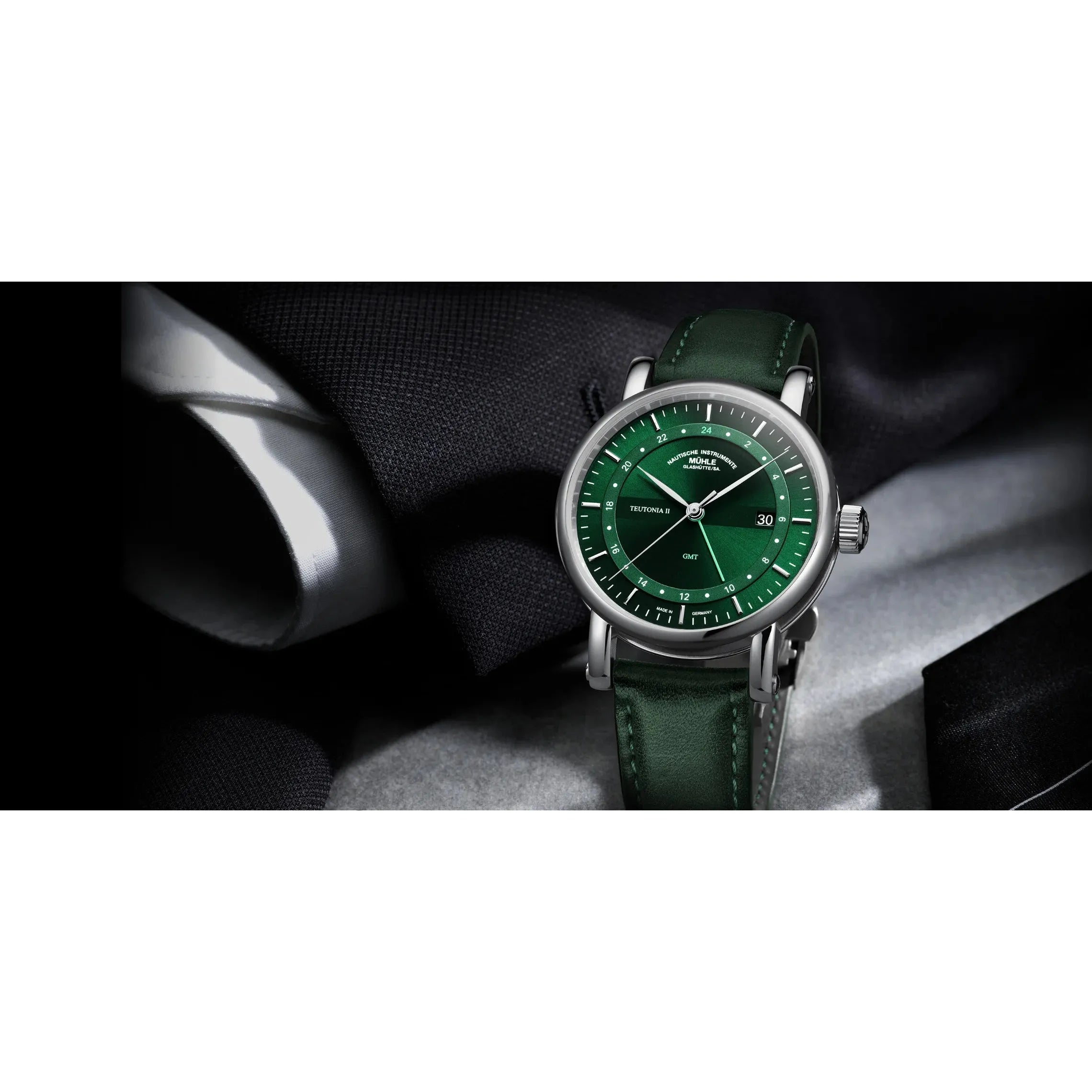 Teutonia II GMT M1-33-96-LB-I