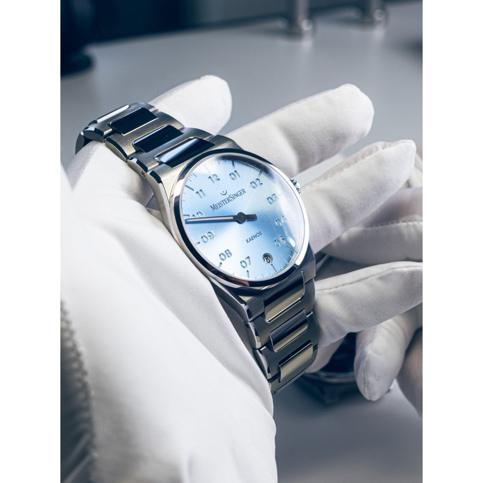 MeisterSinger Kaenos - Sunburst Ice Blue