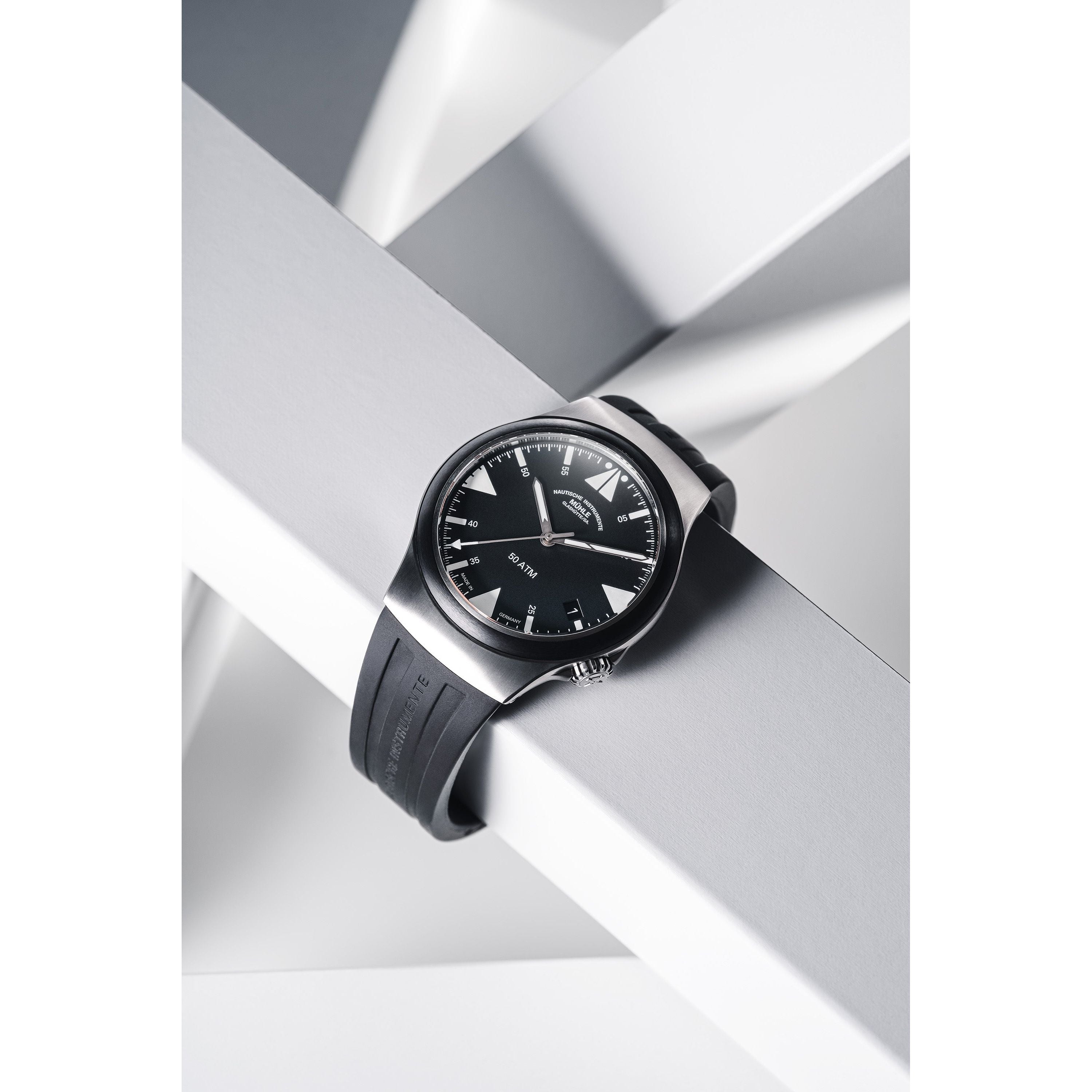 S.A.R. Mission-Timer Titan M1-51-03-KB