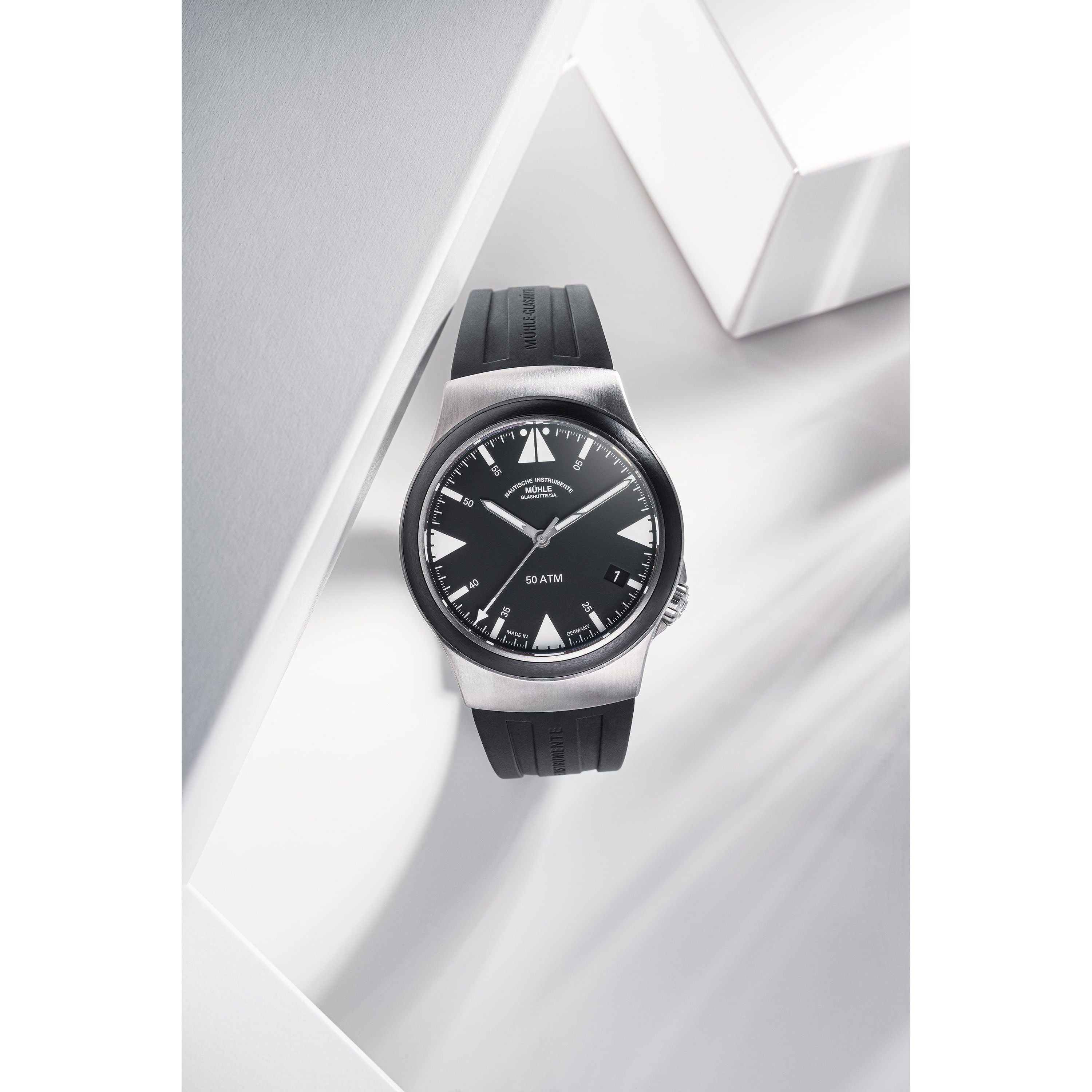 S.A.R. Mission-Timer Titan M1-51-03-KB