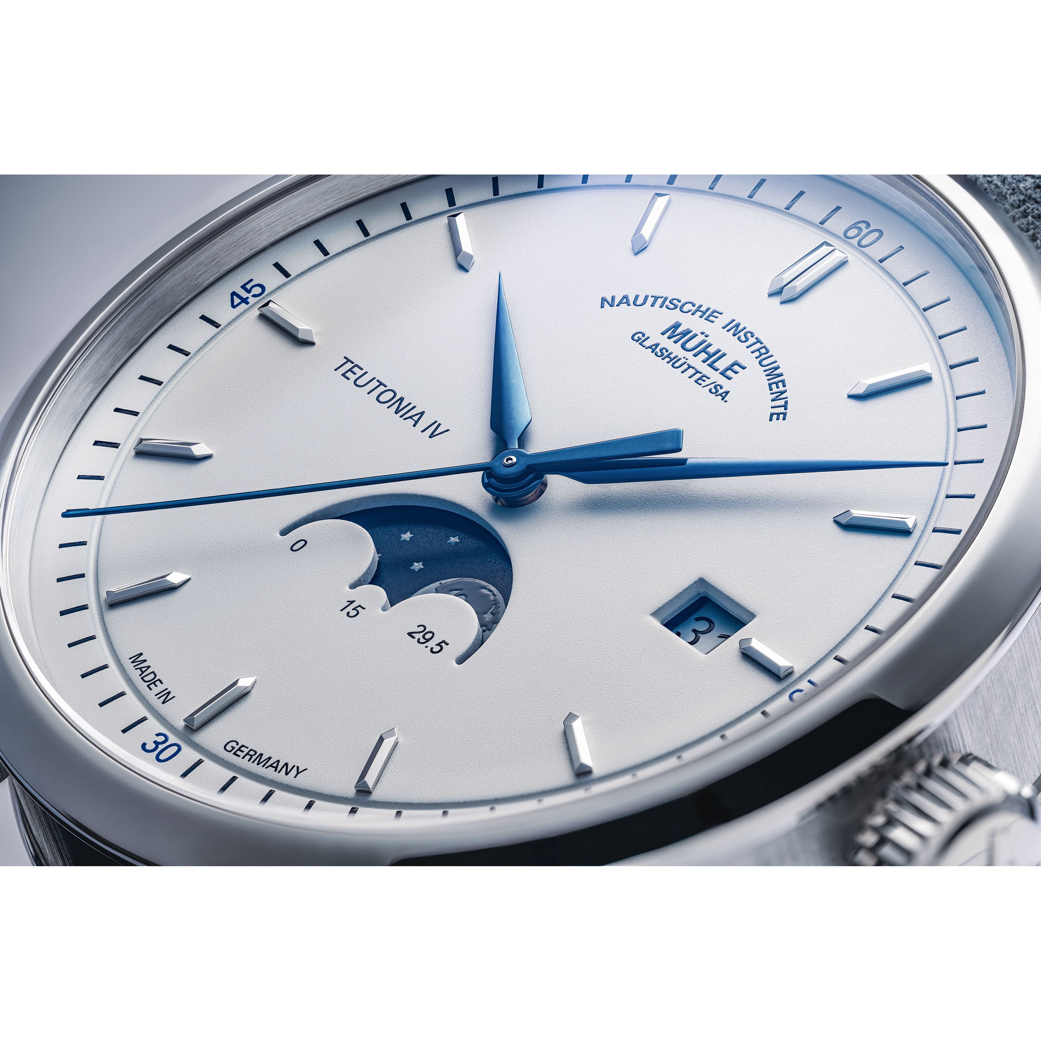 Mühle Glashütte M1-44-05-LB｜Teutonia IV Moonphase 自動巻き 41mm
