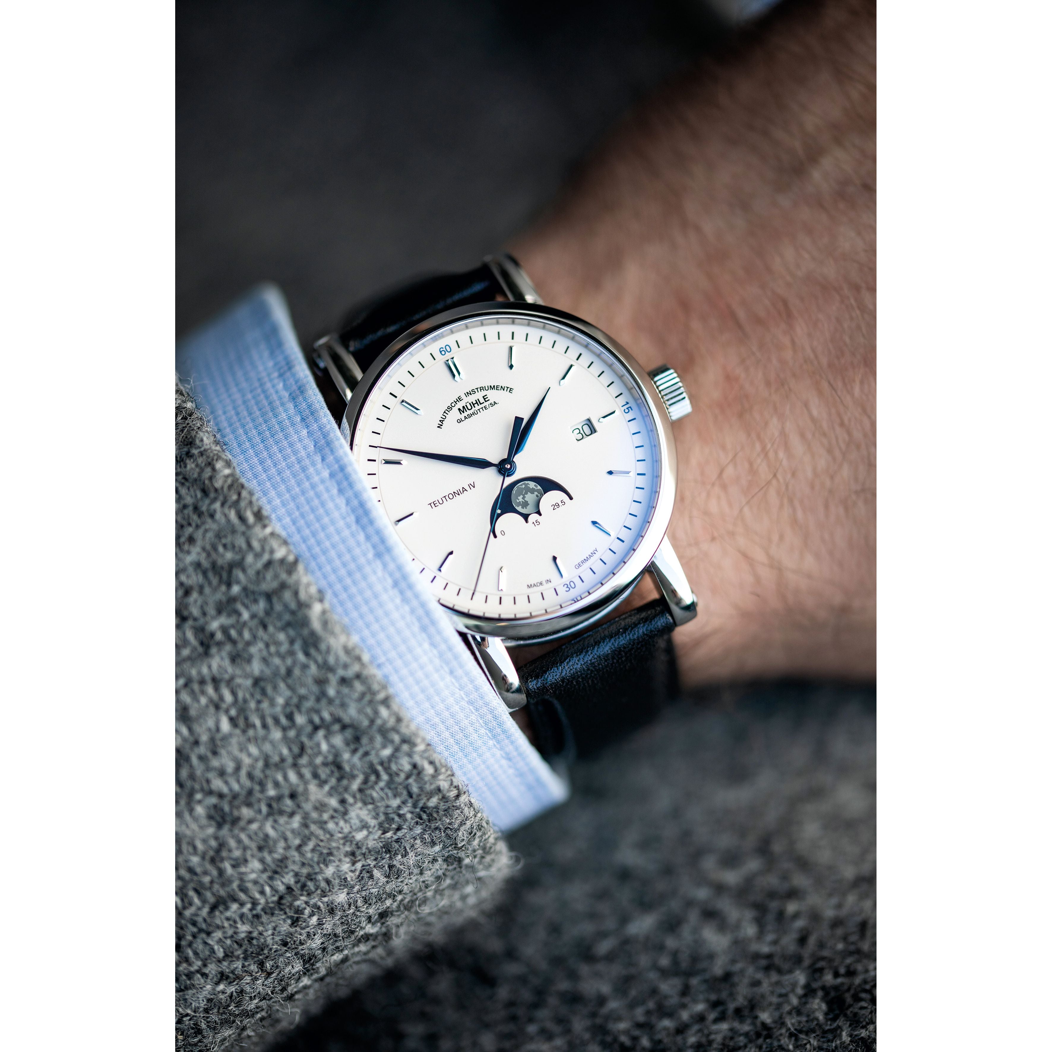 Mühle Glashütte M1-44-05-LB｜Teutonia IV Moonphase 自動巻き 41mm