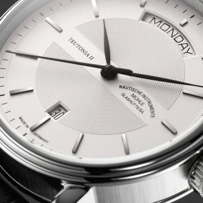 Teutonia II Day/Date   M1-33-65-LB -デイト英語表記