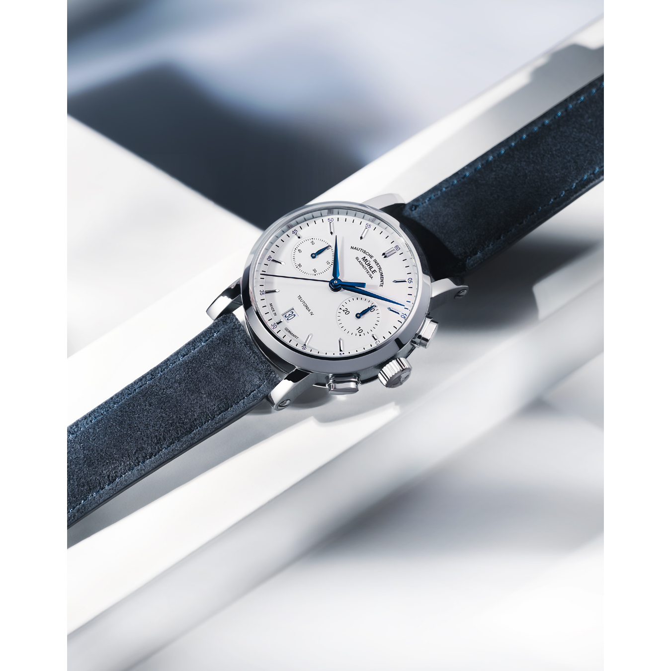 Teutonia IV Chronograph　 M1-44-35-LBV-I